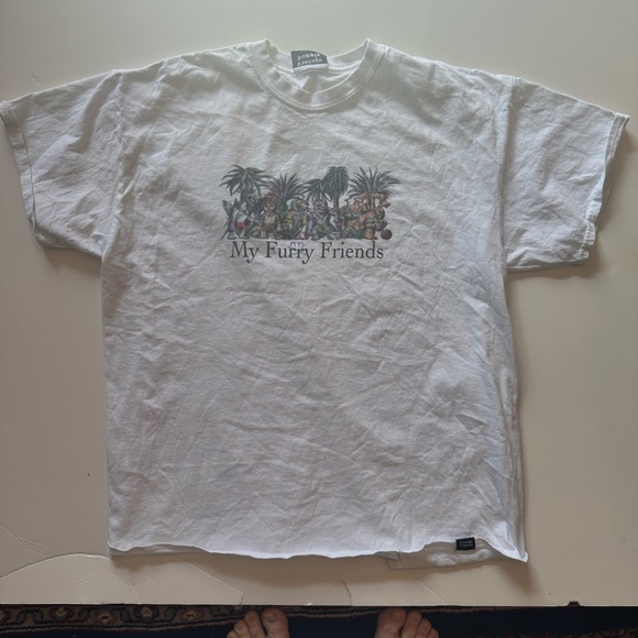 My furry friends - medium men’s graphic t shirt - Picture 1 of 3